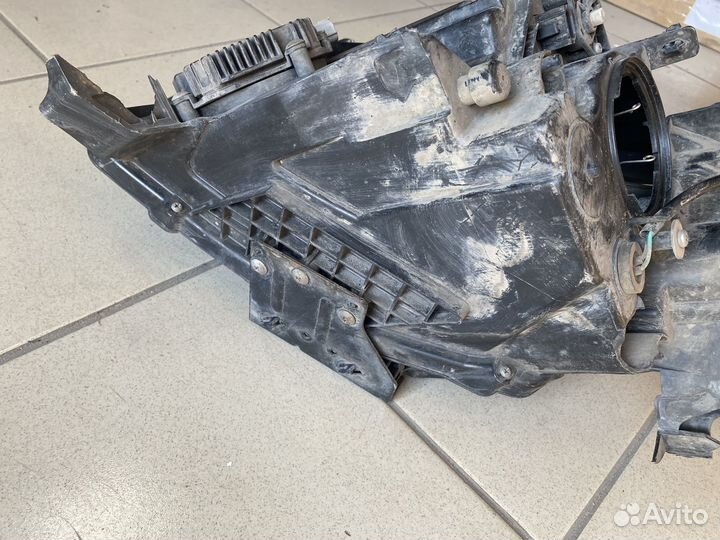 Фара правая Infiniti Fx35 S51 VQ35HR