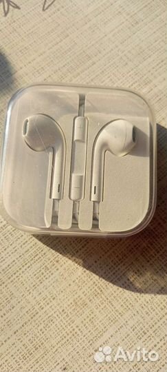 Наушники apple