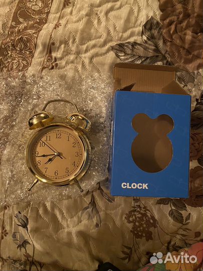 Часы будильник