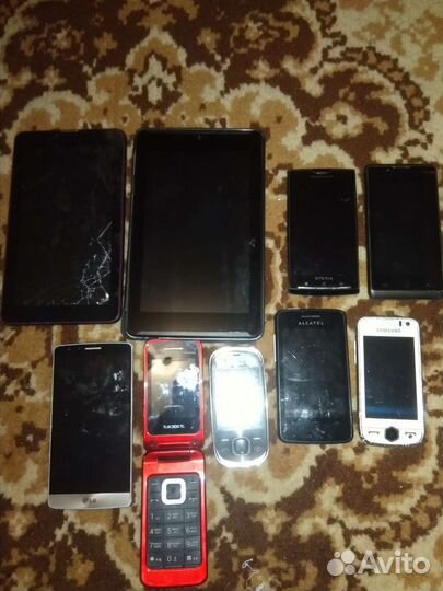 Телефоны и планшеты на запчасти