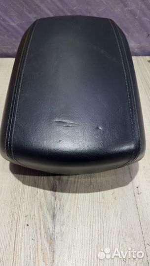 Подлокотник Hyundai IX35