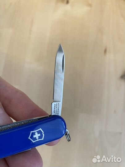 Складной нож Victorinox classic SD