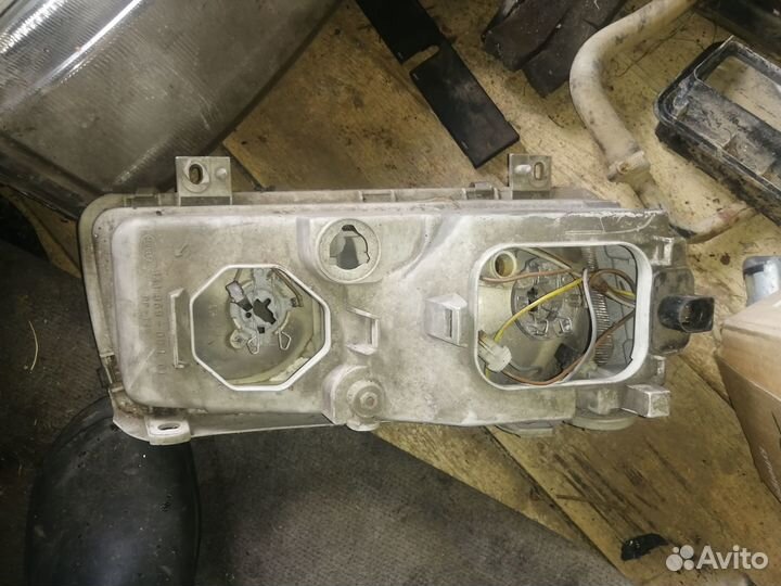 Фары Volkswagen Passat b4