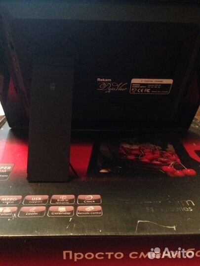 Rekam DejaView Super Slim SS-80 цифровая фоторамка