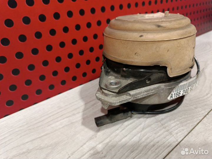 Подушка двигателя Mercedes-Benz Ml W166 2014