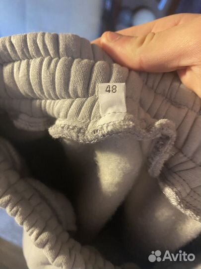 Женскиц спортивный костюм guess