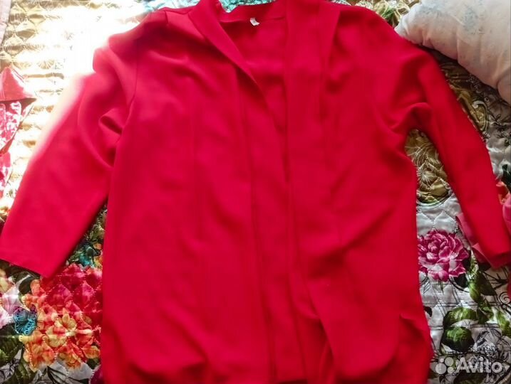 Продаю платья и др