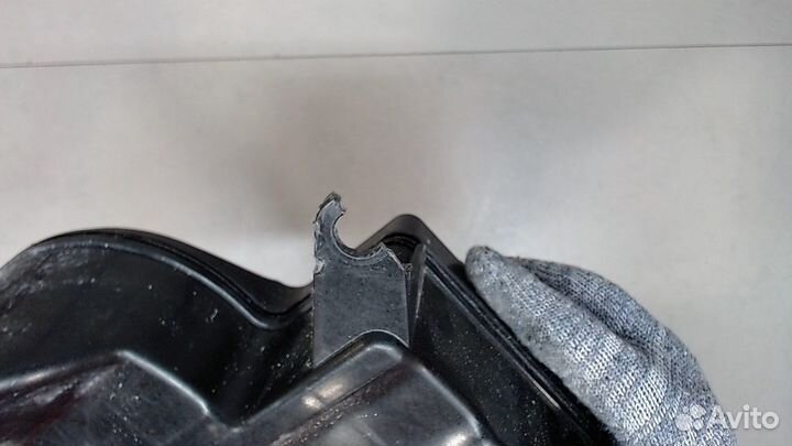 Динамик Porsche Taycan 2019 –, 2020