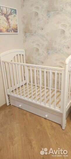 Кровать детская с универсальным маятником