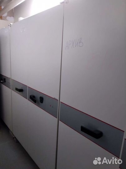 Сейфовый шкаф