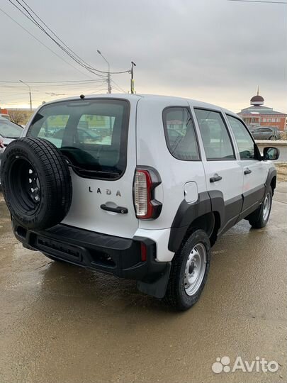 ВАЗ Niva Travel 1.7 МТ, 2024