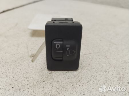 Кнопка корректора фар