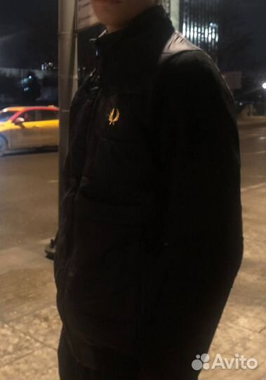 Жилетка Fred Perry весенняя с рукавами