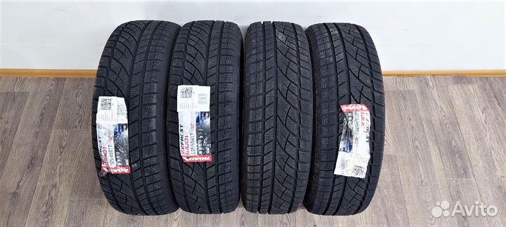 RoadX RX Frost WU01 225/65 R17 102T