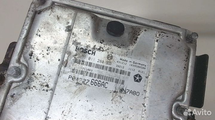 Блок управления двигателем Chrysler Voyager, 2004