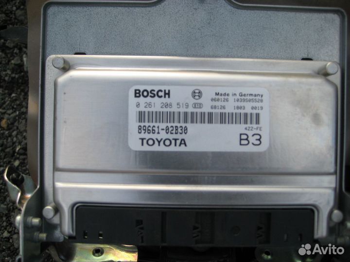 Переключатель стеклоочистителя toyota avensis