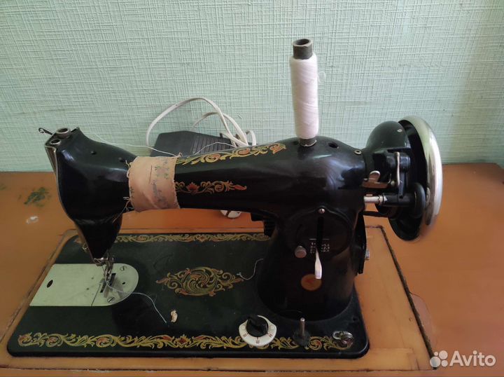 Швейная машинка чайка