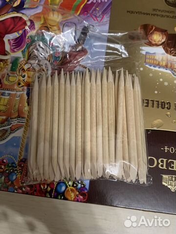 Толкатель деревянный для кутикулы