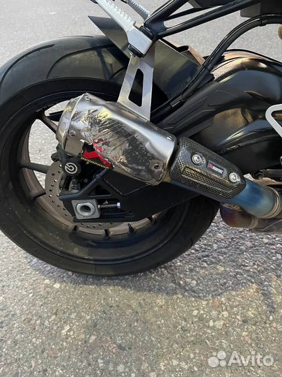 BMW S1000RR выхлоп Akrapovic slip-on