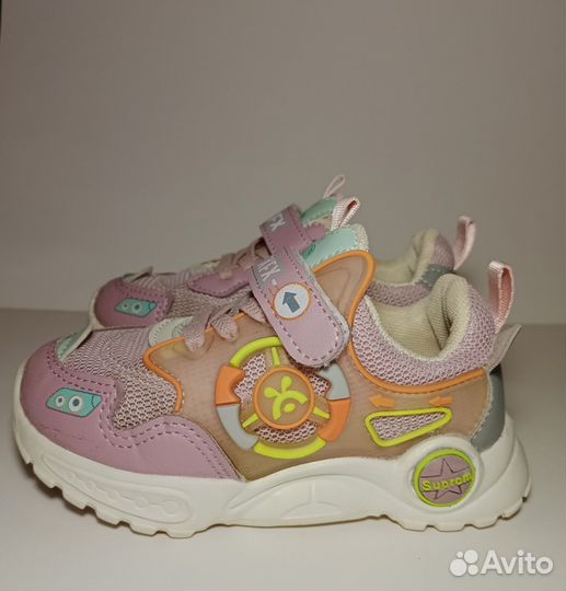 Кроссовки летние 25 р-р