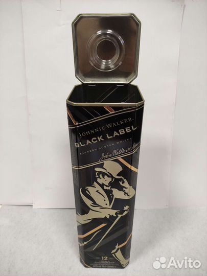 Коробки из-под элитного алкоголя