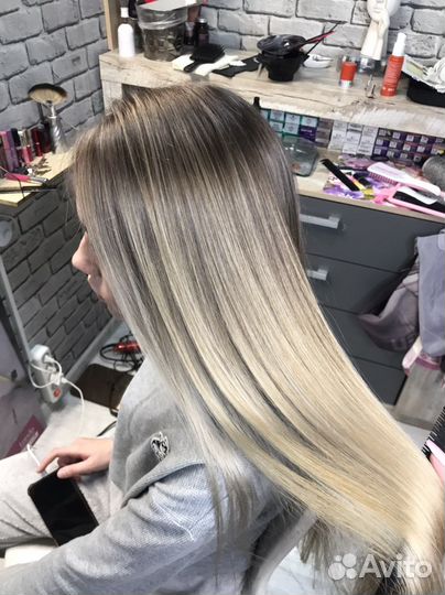 Стилист-визажист