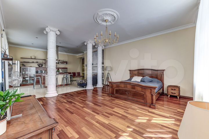 Квартира-студия, 70 м², 2/6 эт.