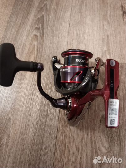 Охота и рыбалка катушка Daiwa Fuego 3000-C