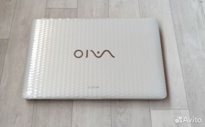 Sony отл состояние\i3 - 4x 2100Mg\hdd 500gb\акб 3ч