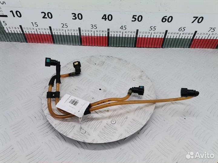 Трубка топливная Renault Megane рест. 2001