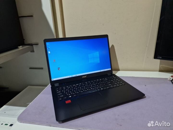 Ноутбук Acer 3200U 8gb SSD Video 2gb