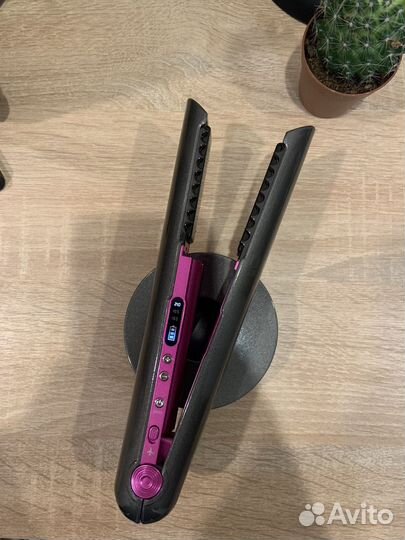 Выпрямитель для волос