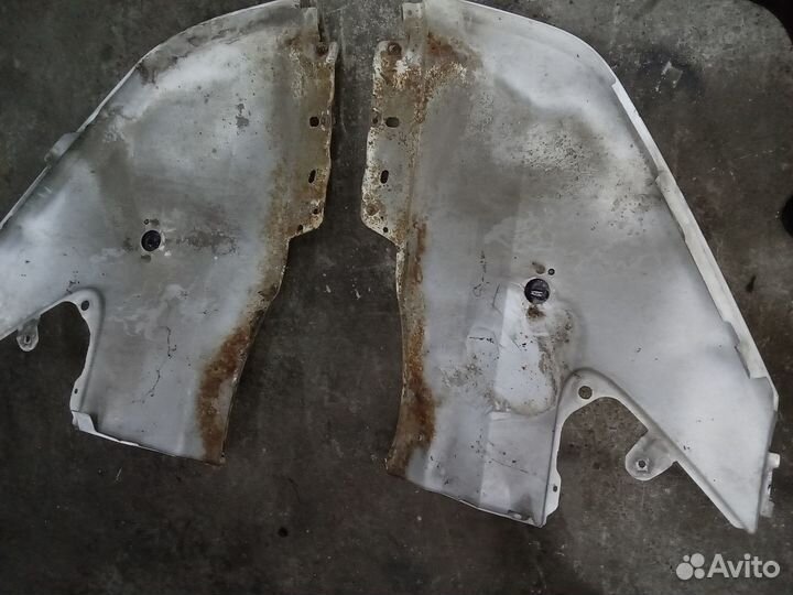 Крылья форд транзит 2010г.в