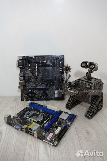 Материнские платы в ассортименте