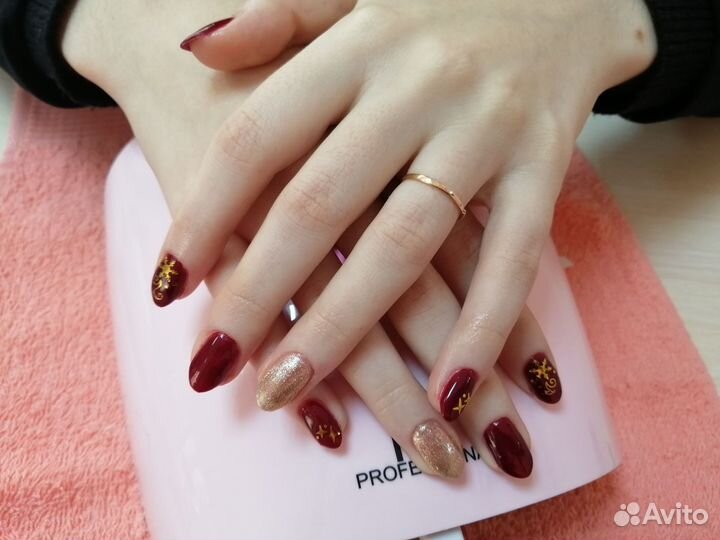 Маникюр женский, мужской, наращивание ногтей