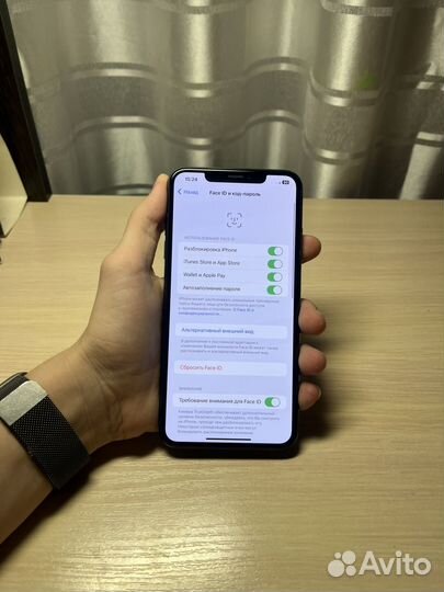 iPhone Xs Max, 64 ГБ