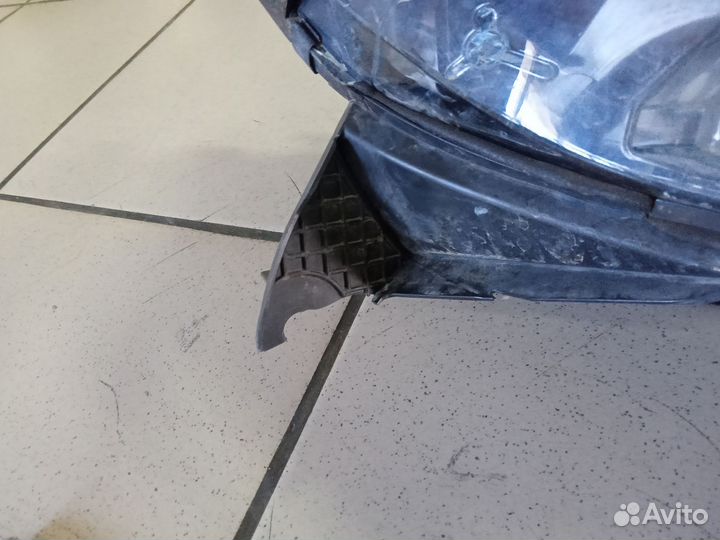 Фара правая Renault Captur Рено Каптюр