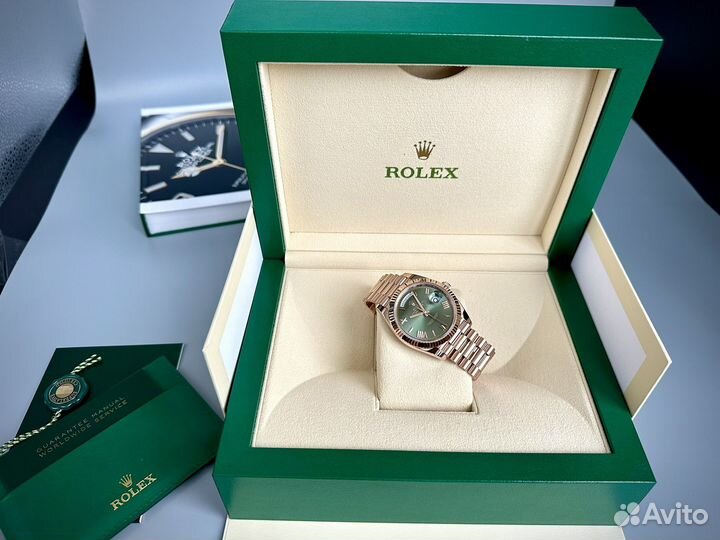 Часы Rolex DayDate 40 золото Everose