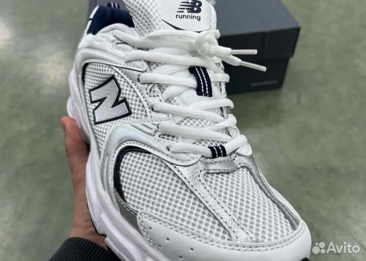 Кроссовки New Balance 530 Люкс