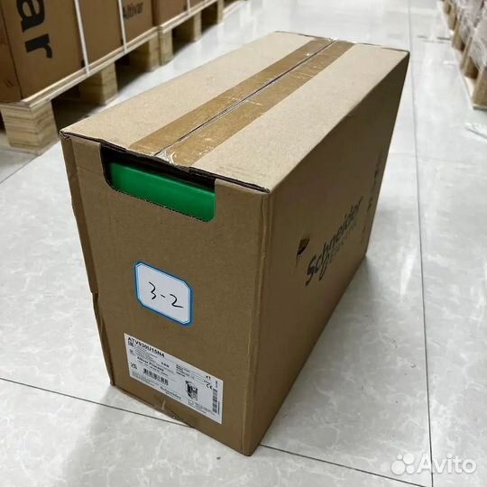 Преобразователь Schneider Electric ATV930U15N4