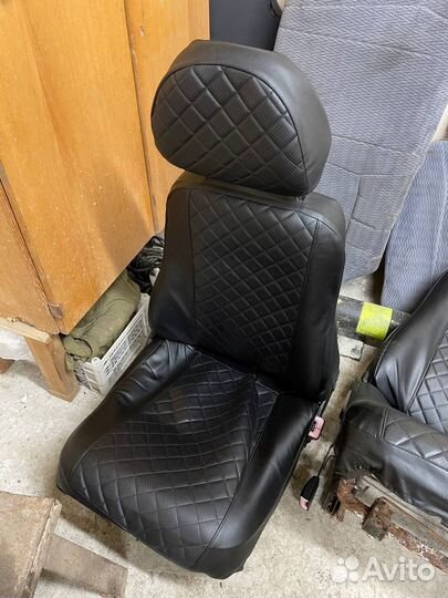 Передние сидения ваз 2114