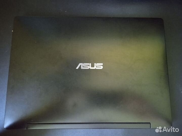 Ноутбук Asus