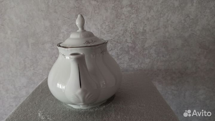 Заварочный фарфоровый чайник 1,2л. Чехия Thun