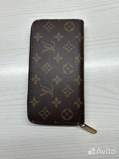 Louis vuitton кошелек