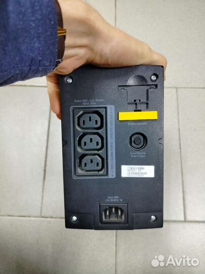 Ибп APC Back-UPS RS 500