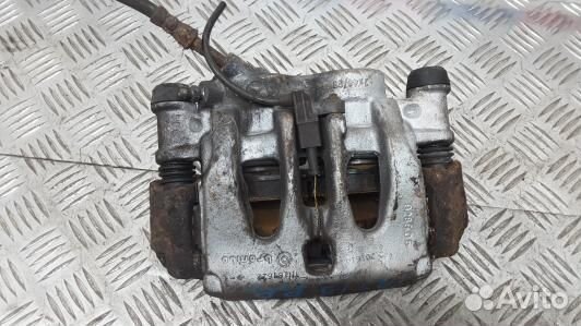 Суппорт тормозной передний правый mercedes benz sp