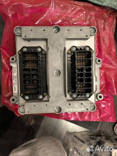 Новый Блок управления двигателем scania 1917800