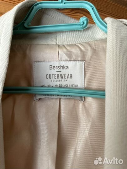 Пальто bershka