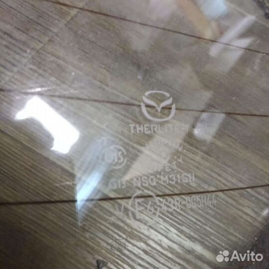 Стекло заднее mazda 3 bl