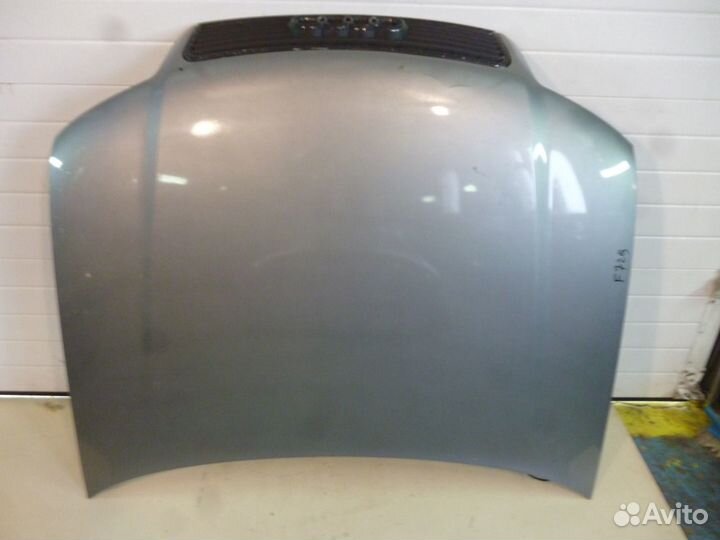 Капот Audi A4 B6 светлый